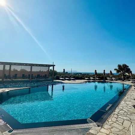 La Reve Luxury With Private Jacuzzi Апарт-готель 4*