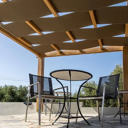 Апарт-отель La Reve Luxury With Private Jacuzzi 4*