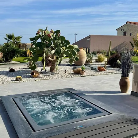 La Reve Luxury With Private Jacuzzi Hersonissos (Crete)